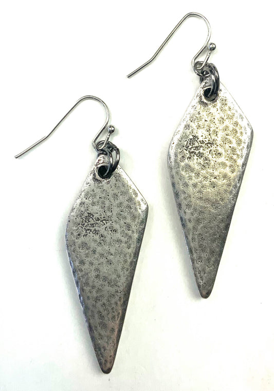 ER-Hammered Pick Antique Silver Dangle Earrings